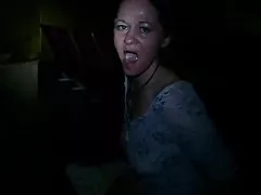 Beijando uma puta loira xvideos brasileiro gratis duas vezes.