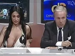 Colocaram uma menina com câncer e video de sexo gratuito brasileiro beijaram dois membros, e ela grita de dor anal